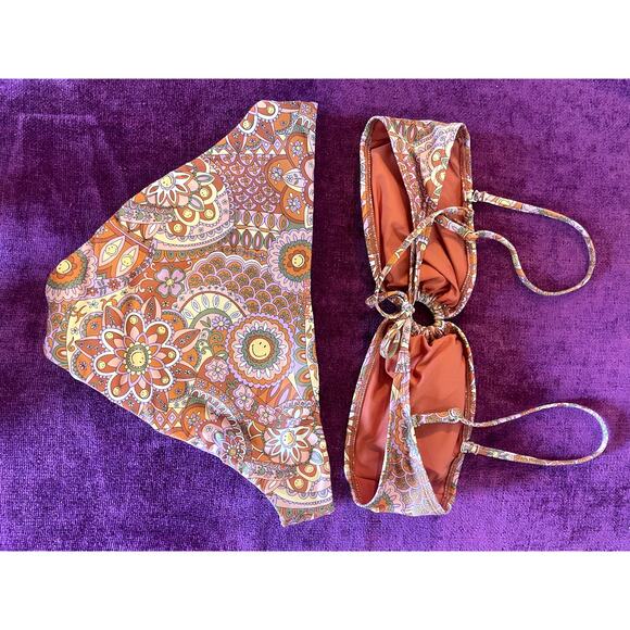 BILLABONG X Smiley Good Times 2 Pc Bikini Set Bandeau Top Reversible Bottom L - Picture 7 of 10